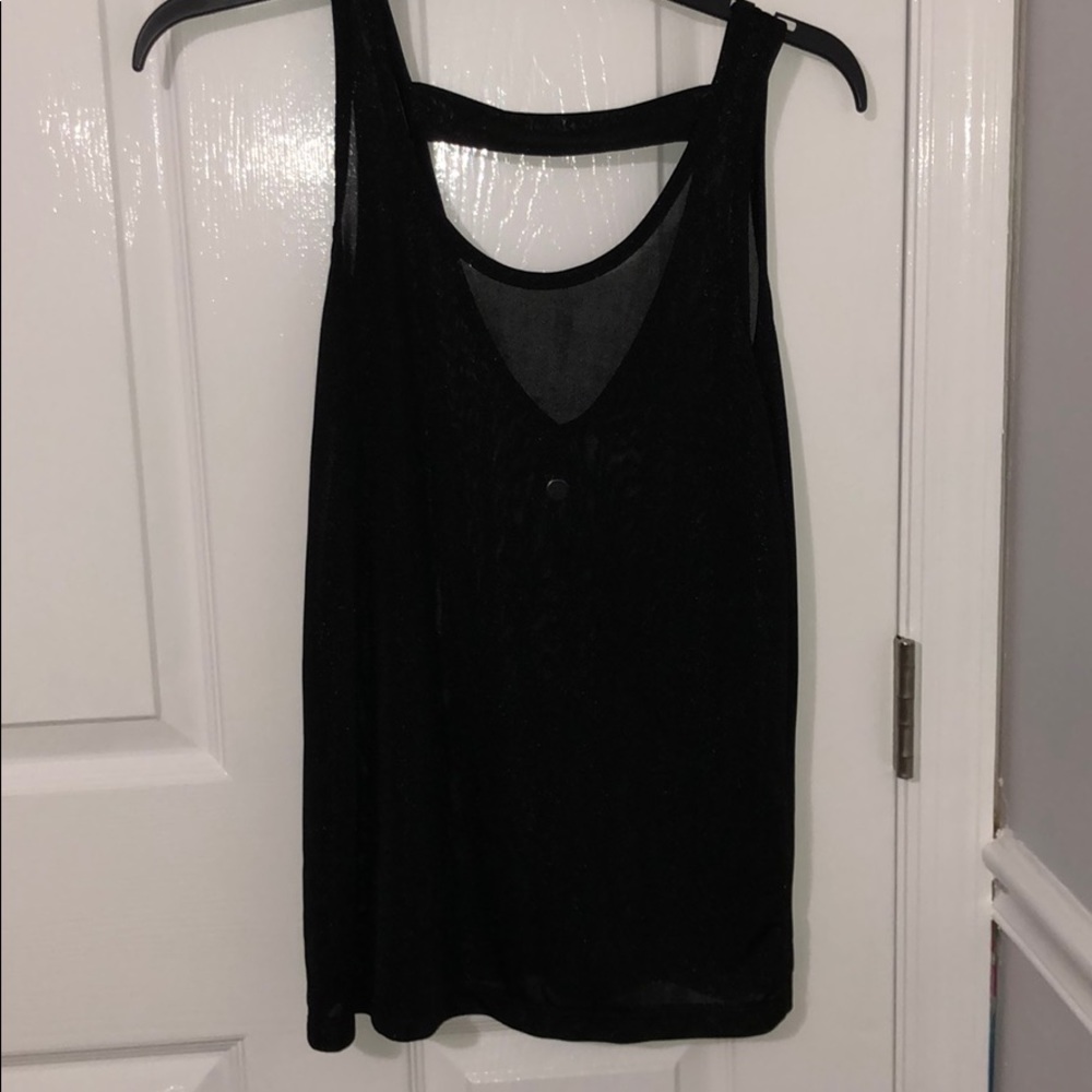 Black tank that shimmers
